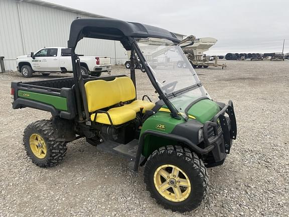 Image of John Deere Gator XUV 825i equipment image 3