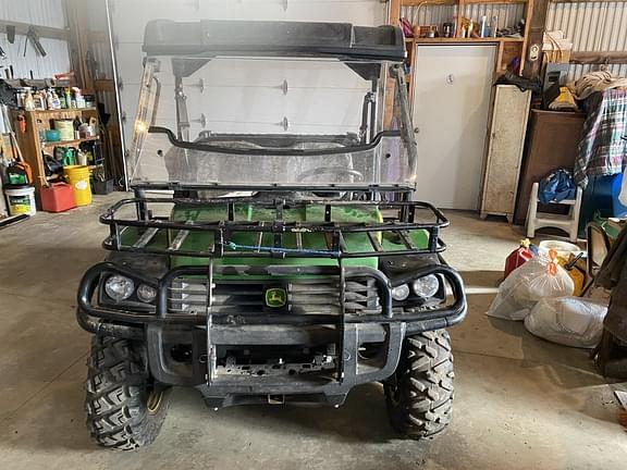 Image of John Deere Gator XUV 825i equipment image 3