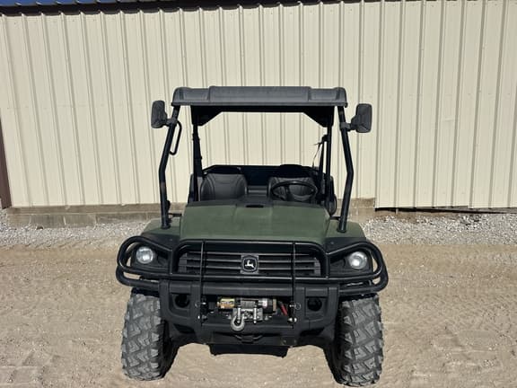 Image of John Deere Gator XUV 825i equipment image 2