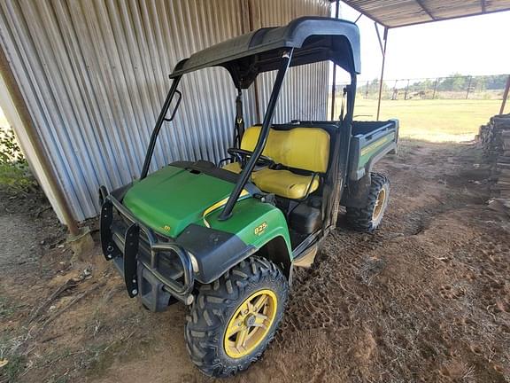 Image of John Deere Gator XUV 825i equipment image 2