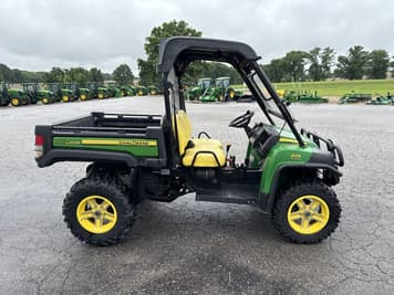 Main image John Deere Gator XUV 825i
