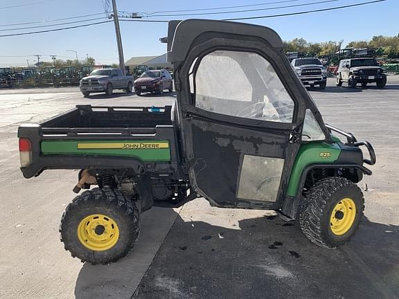 Image of John Deere Gator XUV 825i equipment image 4