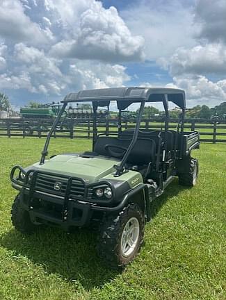 Image of John Deere Gator XUV 825i S4 equipment image 1