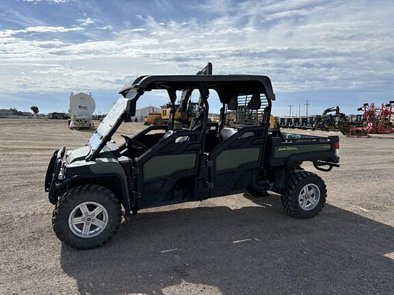 Image of John Deere Gator XUV 825i S4 equipment image 3