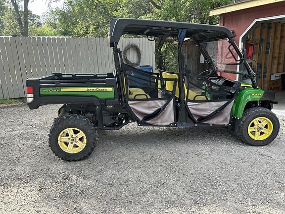 Image of John Deere Gator XUV 825i S4 equipment image 3