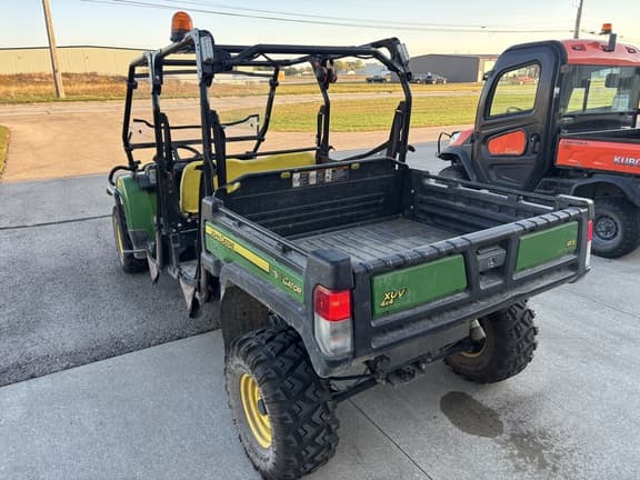 Image of John Deere Gator XUV 825i S4 equipment image 3