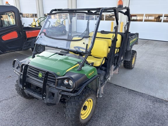 2016 John Deere Gator XUV 825i S4 Equipment Image0
