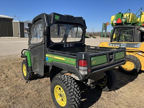 Image of John Deere Gator XUV 825i equipment image 4