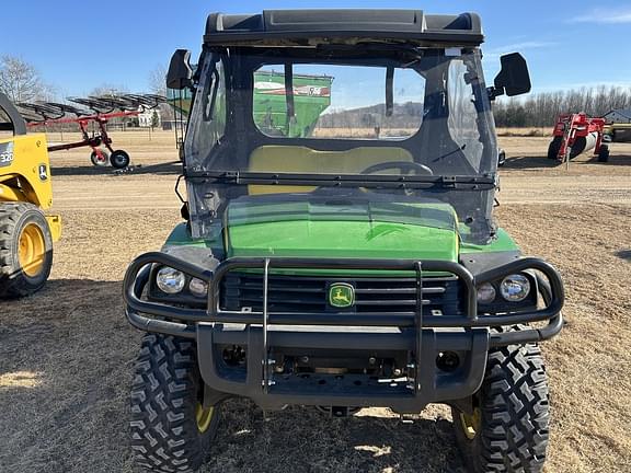 Image of John Deere Gator XUV 825i equipment image 1