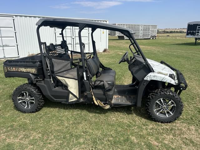 Image of John Deere XUV 550 S4 equipment image 1
