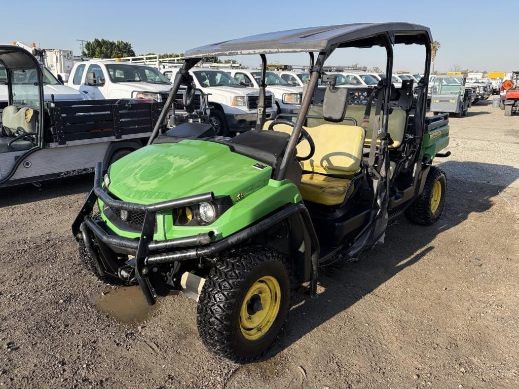 2016 John Deere XUV 560 S4 Equipment Image0