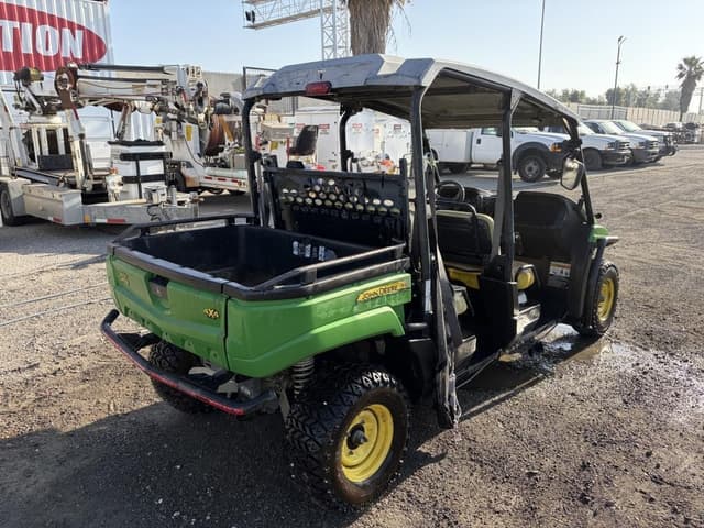 Image of John Deere XUV 560 S4 equipment image 2