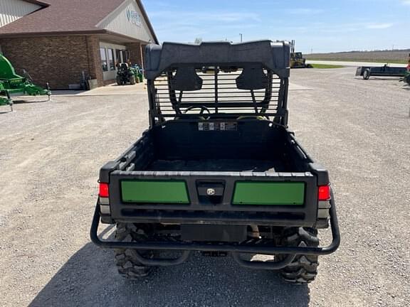 Image of John Deere Gator XUV 825i equipment image 4