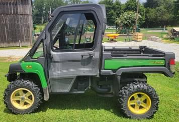 Main image John Deere Gator XUV 825i