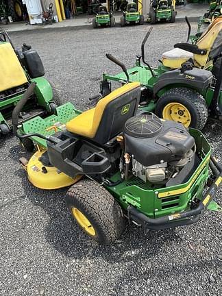 Image of John Deere Z335E equipment image 2