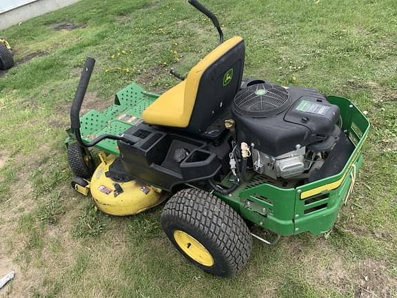 Image of John Deere Z335E equipment image 2