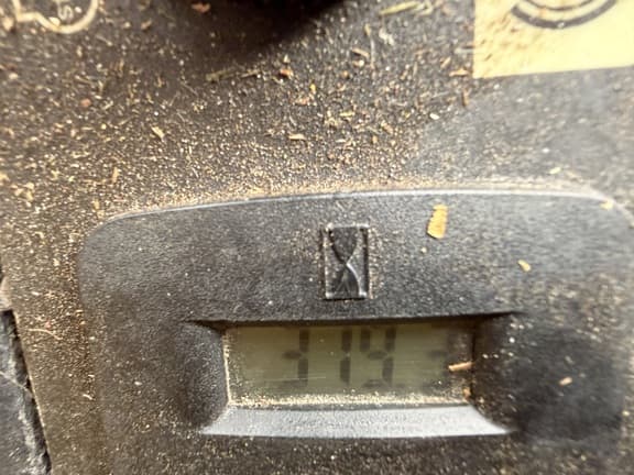 Image of John Deere Z335E equipment image 4