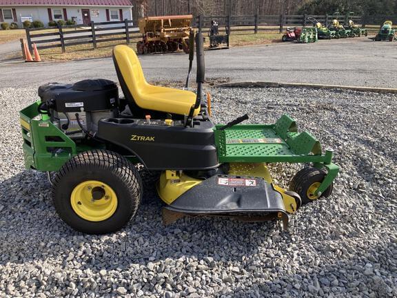 Image of John Deere Z335E equipment image 4
