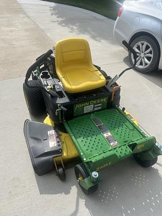 Image of John Deere Z335E Primary Image