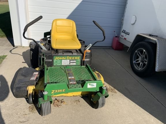Main image John Deere Z335E