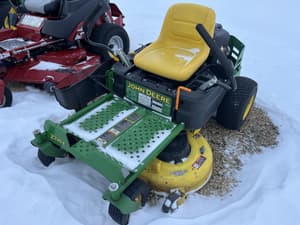 2016 John Deere Z335E Image