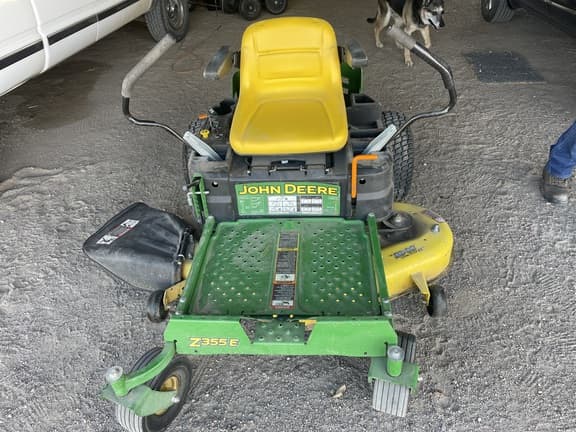 Image of John Deere Z355E equipment image 1