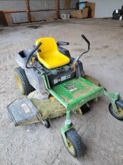 Image of John Deere Z525E equipment image 2