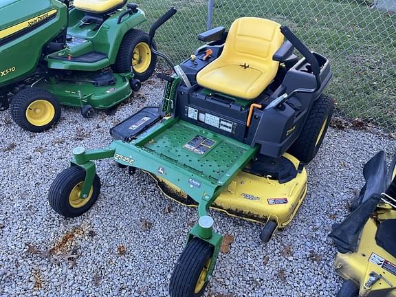 Image of John Deere Z525E equipment image 1