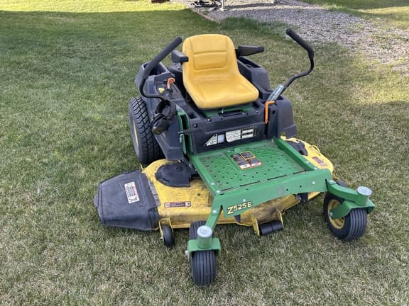 Image of John Deere Z525E Primary image