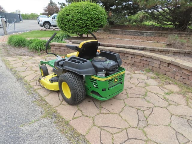 Image of John Deere Z525E equipment image 3