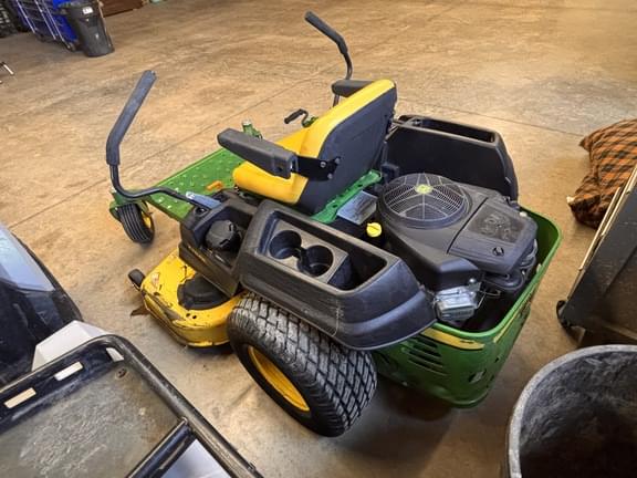 Image of John Deere Z525E equipment image 3