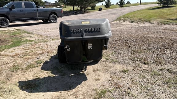 Image of John Deere Z525E equipment image 3
