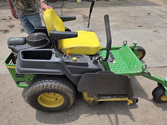 Image of John Deere Z535M equipment image 2