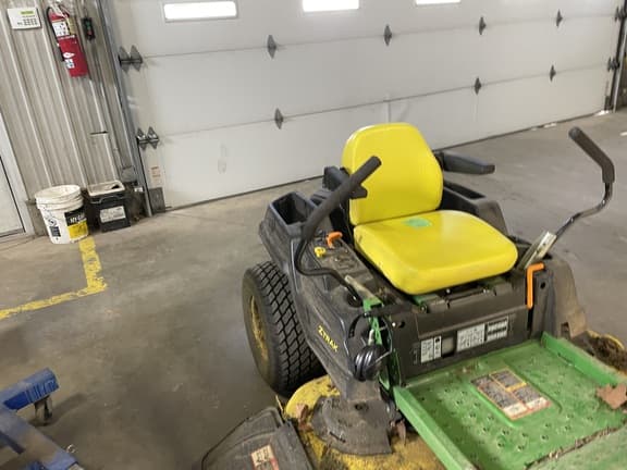 Image of John Deere Z535M equipment image 4