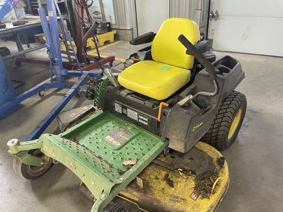 2016 John Deere Z535M Equipment Image0