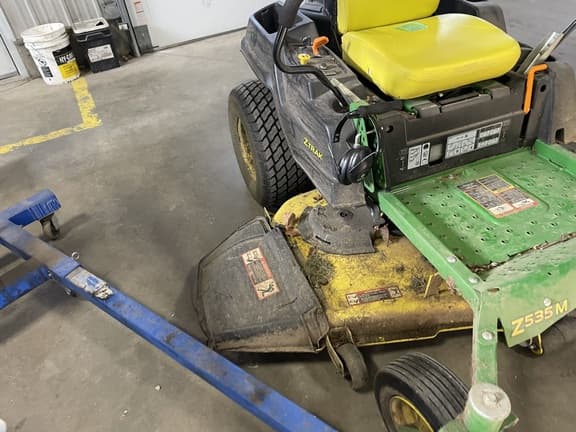 Image of John Deere Z535M equipment image 3
