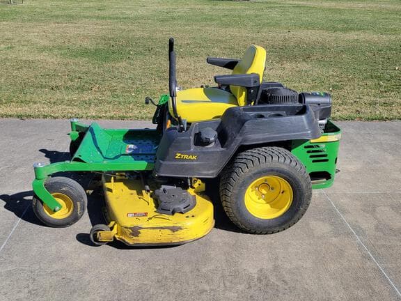 Image of John Deere Z535M equipment image 1
