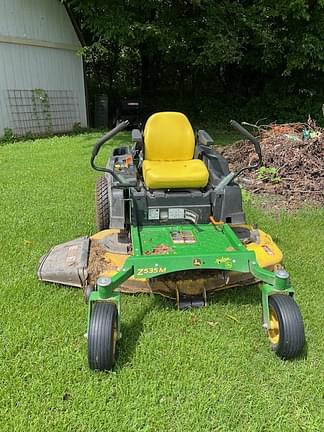 Image of John Deere Z535M equipment image 1
