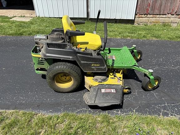 Image of John Deere Z535M equipment image 1