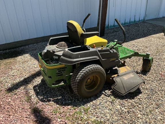 Image of John Deere Z540M equipment image 1