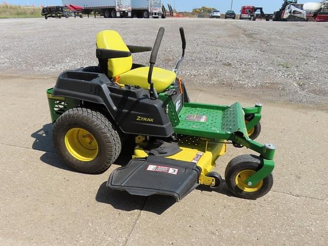 Image of John Deere Z540M equipment image 2