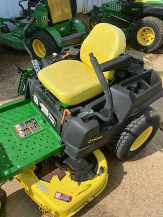 Image of John Deere Z540M equipment image 3