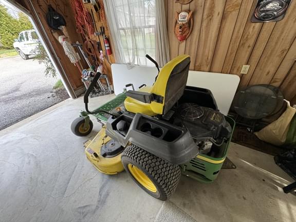 Image of John Deere Z540M equipment image 1
