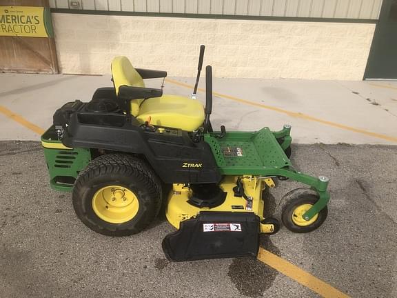 Image of John Deere Z540M equipment image 1