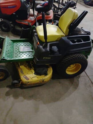 Image of John Deere Z540M equipment image 2