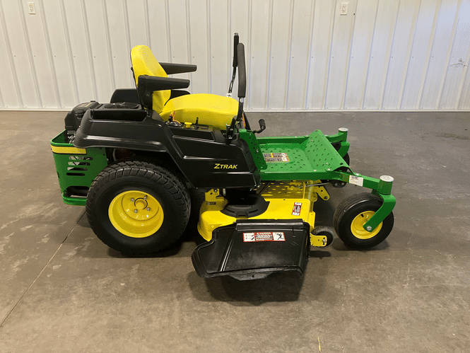2016 John Deere Z540M Equipment Image0
