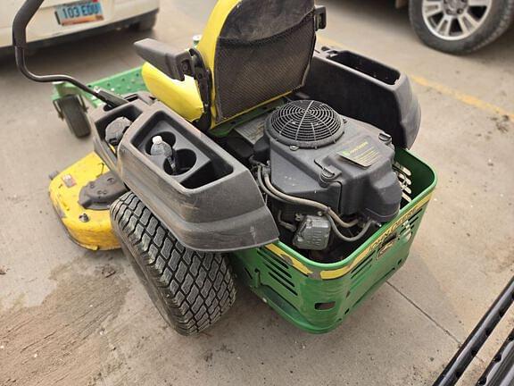 Image of John Deere Z540M equipment image 2