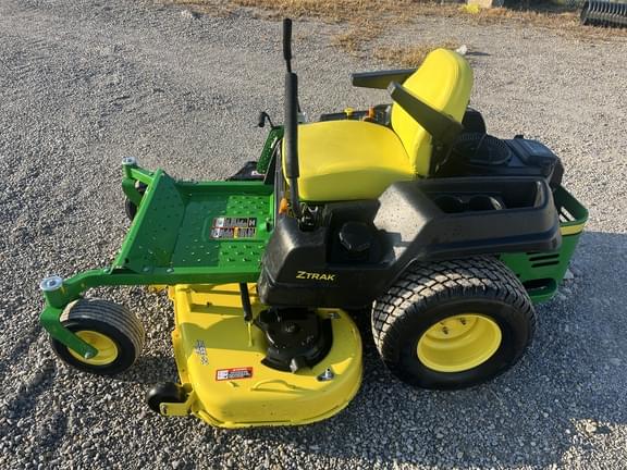 Image of John Deere Z540M equipment image 3
