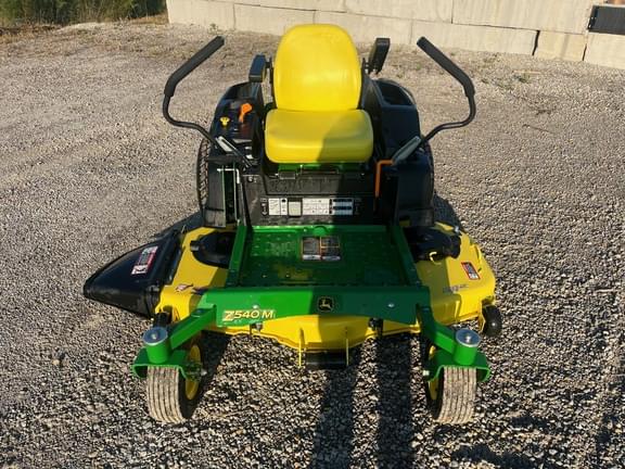 Image of John Deere Z540M equipment image 1
