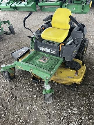 Image of John Deere Z540M equipment image 2